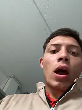santiObrero Pertunjukan Webcam
