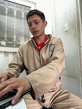 santiObrero 网络视讯表演