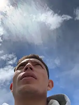 santiObrero 网络视讯表演