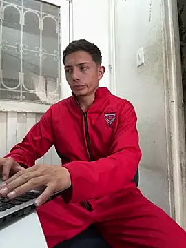 santiObrero 网络视讯表演