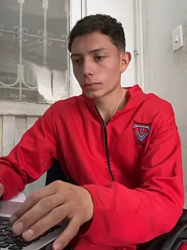 santiObrero Show in webcam