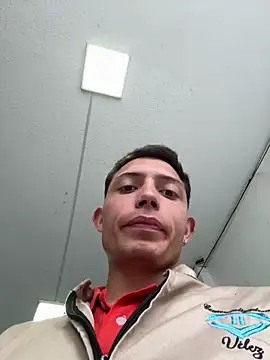 santiObrero 在線直播表演