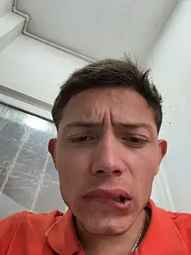 santiObrero Шоу с уебкамера