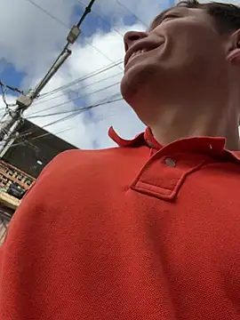 santiObrero 在線直播表演