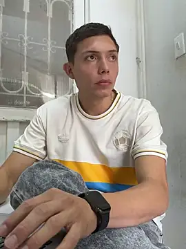 santiObrero – webcam-show