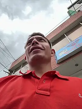 santiObrero – webcam-show