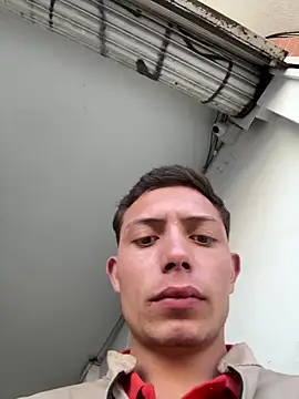 santiObrero webcam show