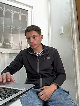 santiObrero – webcam-show