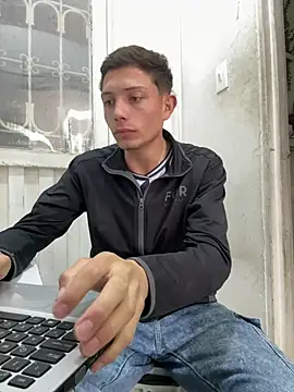 Pertunjukan Kamera Web santiObrero