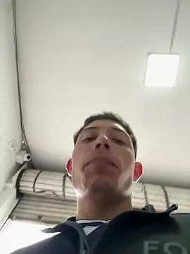 santiObrero 在線直播表演