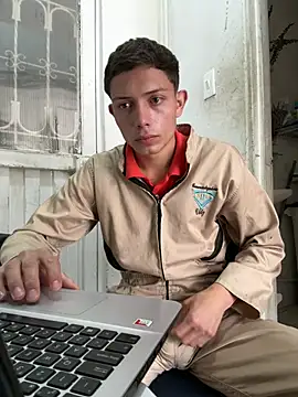 santiObrero: вебкам-шоу