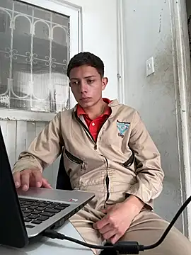 santiObrero Pertunjukan Webcam