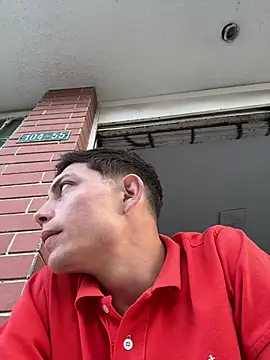 santiObrero Adlı Modelin Web Kamerası Şovu
