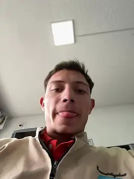 عرض كام santiObrero