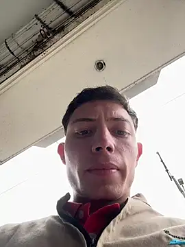 santiObrero webcam show