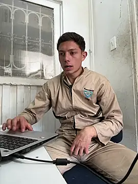 santiObrero 网络视讯表演