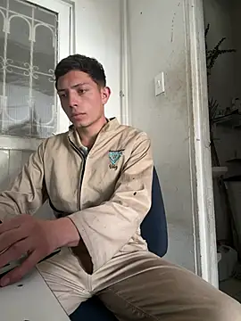 santiObrero 网络视讯表演