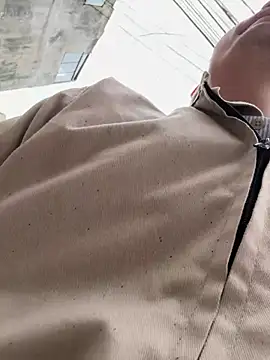 santiObrero Show in webcam
