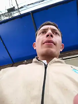 santiObrero Pertunjukan Webcam