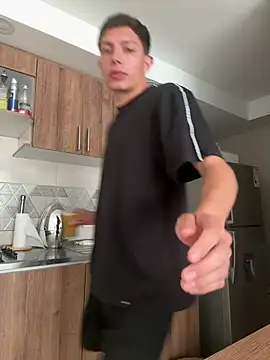 santiObrero webcam show
