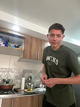 santiObrero Шоу с уебкамера