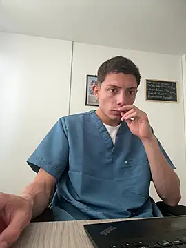 santiObrero's Webcam Show