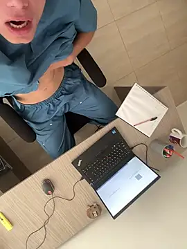 santiObrero's Webcam Show