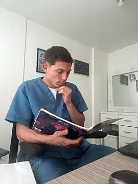 santiObrero 网络视讯表演