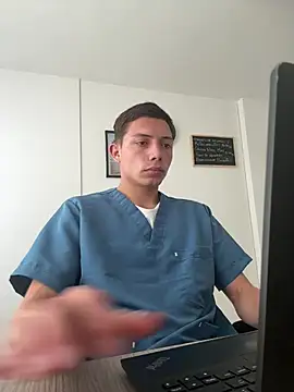 santiObrero Adlı Modelin Web Kamerası Şovu