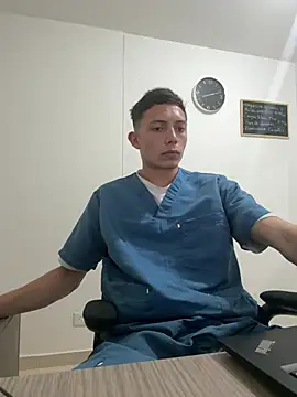 santiObrero Show in webcam