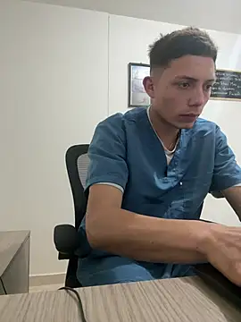 santiObrero 网络视讯表演