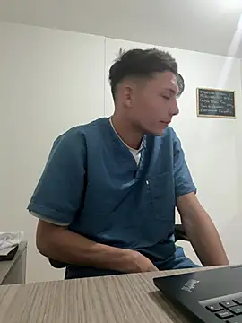 santiObrero 网络视讯表演