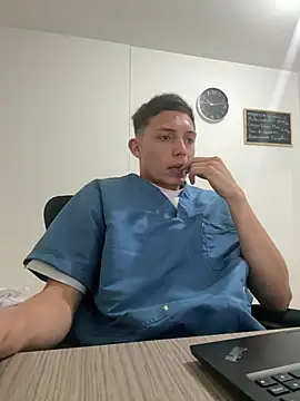santiObrero – webcam-show