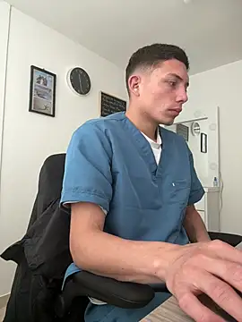 santiObrero Show in webcam