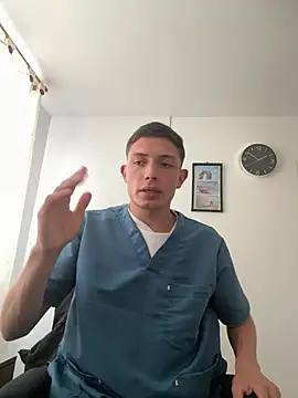 santiObrero Adlı Modelin Web Kamerası Şovu