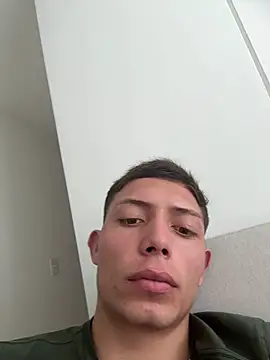 santiObrero 在線直播表演