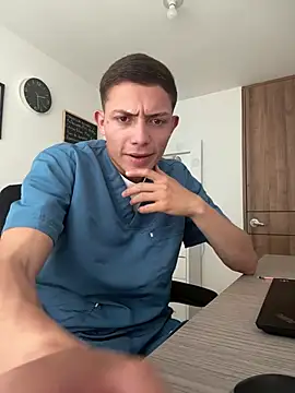 santiObrero's Webcam Show