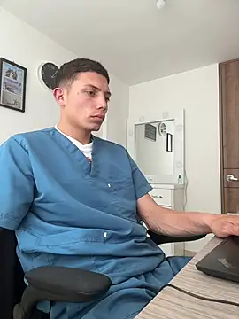 santiObrero Pertunjukan Webcam