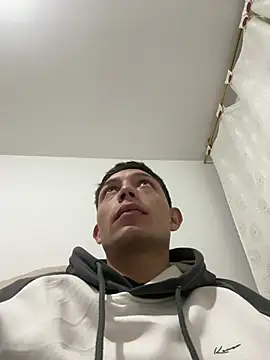 santiObrero webcam show