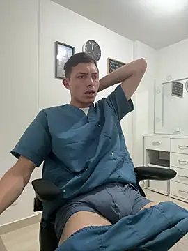 santiObrero 网络视讯表演