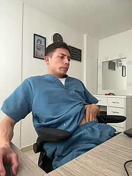 عرض كام santiObrero