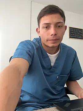 santiObrero's Webcam Show