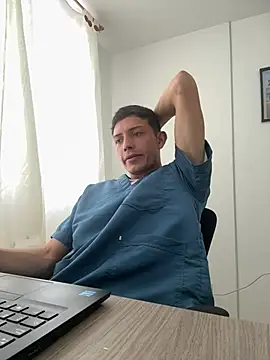 عرض كام santiObrero