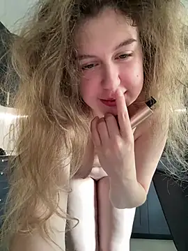 LilianBliss' Live Chat Room