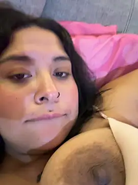 Nailealipsglossy Webcamshow