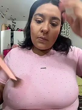 Nailealipsglossy Show in webcam