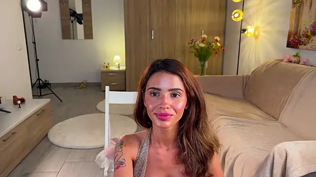 XXX chat uživo modela GoddessVeenus