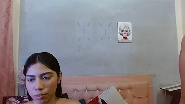 Show modela Pamela_Adloon na web-kameri