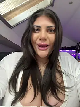 XXX chat uživo modela MinaKhalina