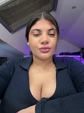 MinaKhalina Adlı Modelin Web Kamerası Şovu